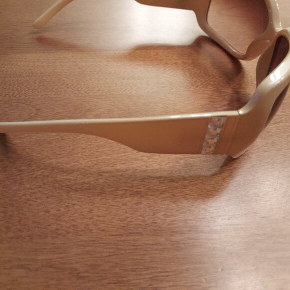 Dolce & Gabbana Sunglasses with case main image 10
